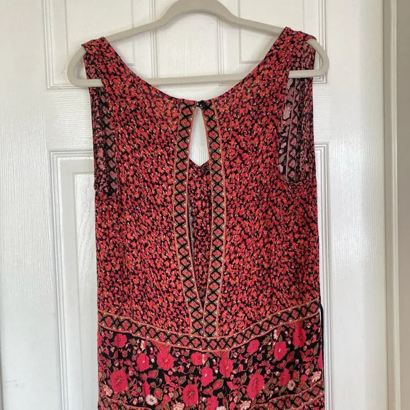 FREE PEOPLE Red Black Boho Open Back Culotte Jumpsuit Size Small Floral 70s - Picture 7 of 7
